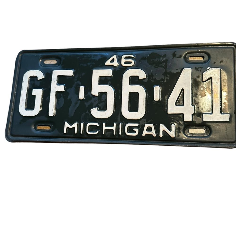 1946 Michigan License Plate Great Condition Used Gf-56-41